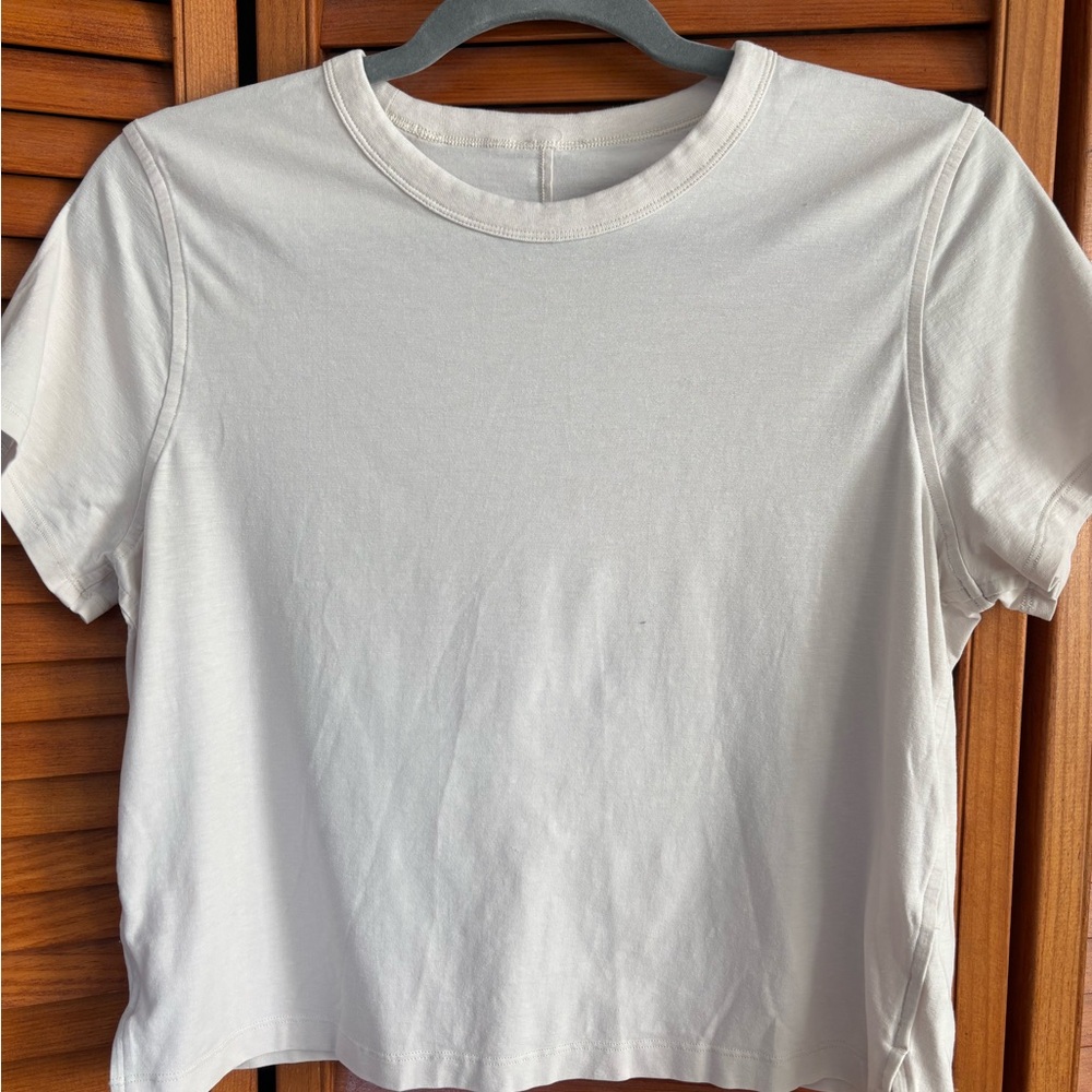 Lululemon Off White  Women's Top